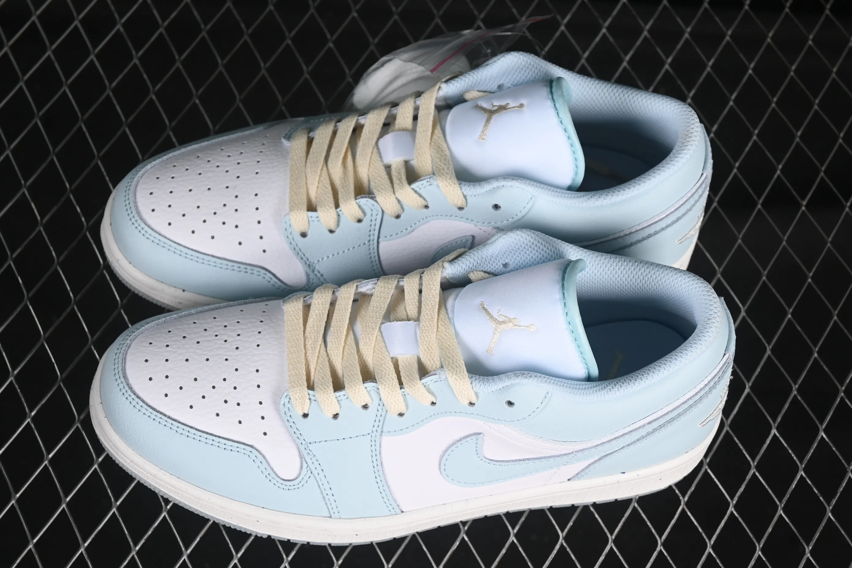 All categories Air Jordan Jordan series basketball shoes Air Jordan 1 Low Air Jordan 1 Low AJ1 Joe 1 mint blue low-top cultural and leisure sports sneakers HJ5999-400
